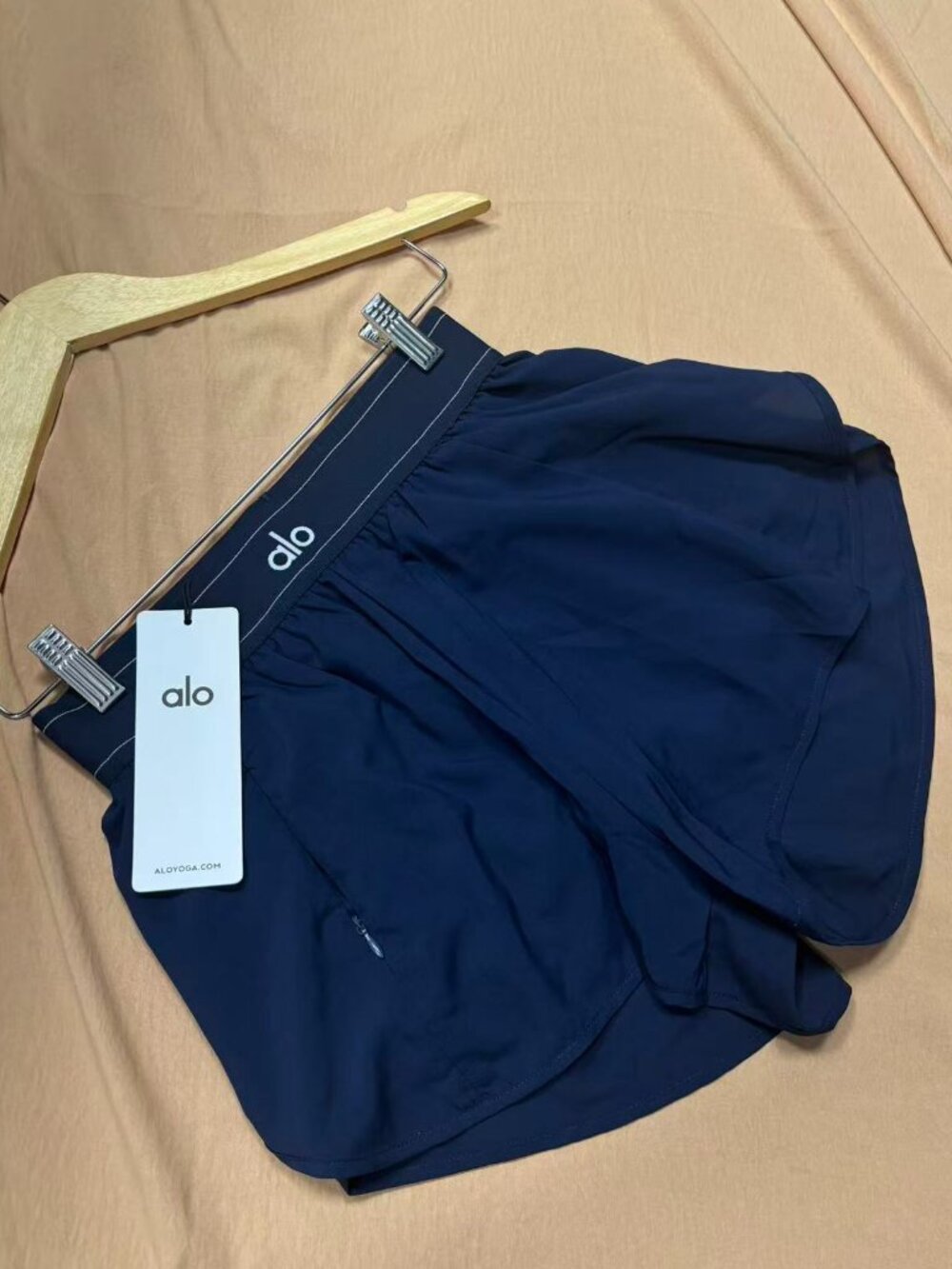 Navy Blue Alo Match Point Athletic Shorts A Minimalist Sophisticated Style Stapl - Picture 2 of 9
